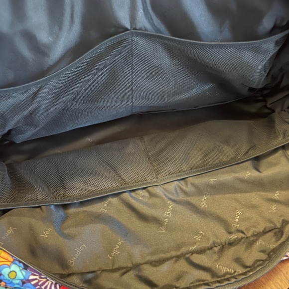 Vera Bradley Triple Compartment Travel Bag - Floral Fiesta NWT - Picture 4 of 5